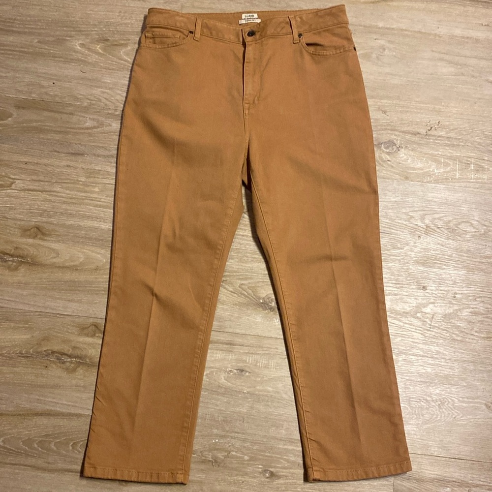 L.L Bean Brown classic fit cropped pants size 16